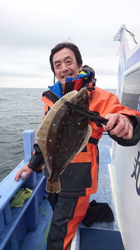 カレイ30cm 11匹 の釣果 18年4月17日 不動丸 茨城 釣割