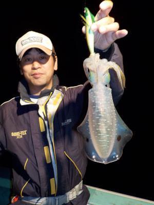 アオリイカcm 12匹 の釣果 18年9月22日 川代丸 福井 西小川漁港 釣り船予約 釣割