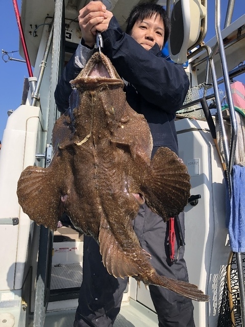 アンコウ10 00kg の釣果 19年5月5日 ふじしめ丸 茨城 久慈漁港 釣り船予約 釣割