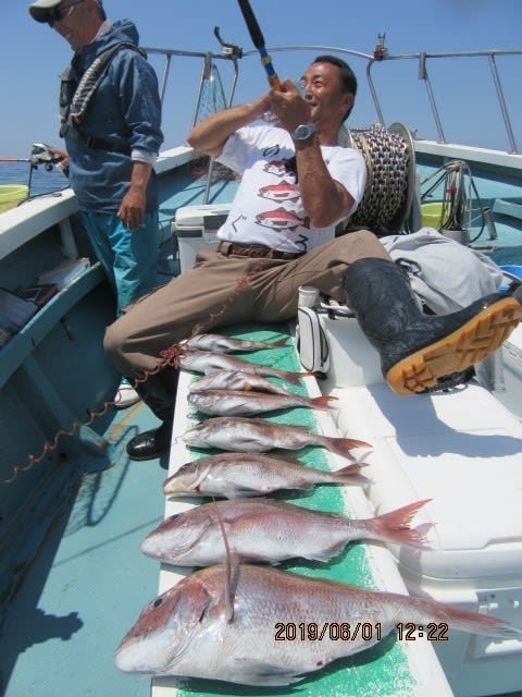 タイ2 kg 43匹 の釣果 19年6月1日 第三いしなぎ 新潟 直江津港 釣り船予約 釣割
