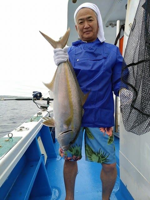 カンパチ の釣果 19年6月11日 真生丸 沖縄 都屋漁港 釣り船予約 釣割