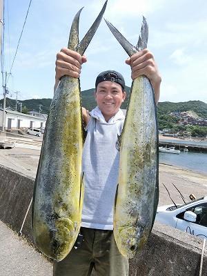 シイラ91cm 10匹 の釣果 19年7月17日 上野渡船 Bluewater 和歌山 大引港 船釣り予約 キャスティング船釣り予約