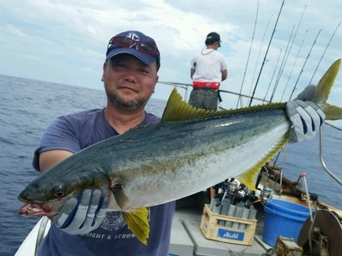 ヒラマサ の釣果 19年8月14日 つれ鷹丸 福井 福井新港 釣り船予約 釣割