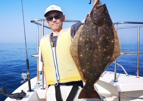 ヒラメ の釣果 2019年8月3日 フィッシングボートふじしま 宮城 塩釜港 釣り船予約 釣割