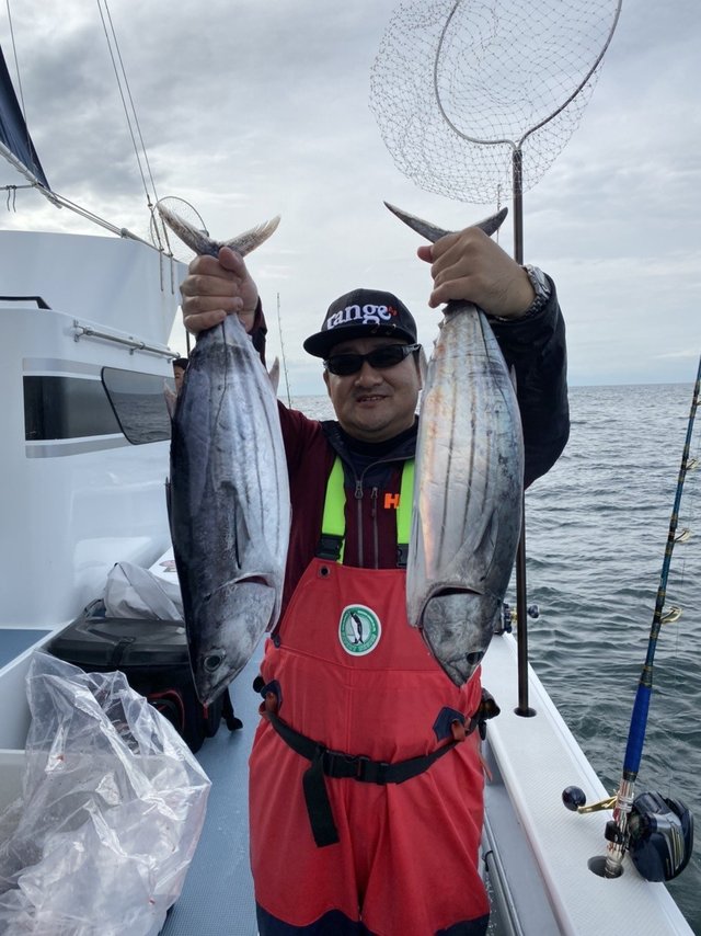 カワハギ26cm 8匹 の釣果 19年10月日 五エム丸 神奈川 葉山芝崎港 釣り船予約 釣割