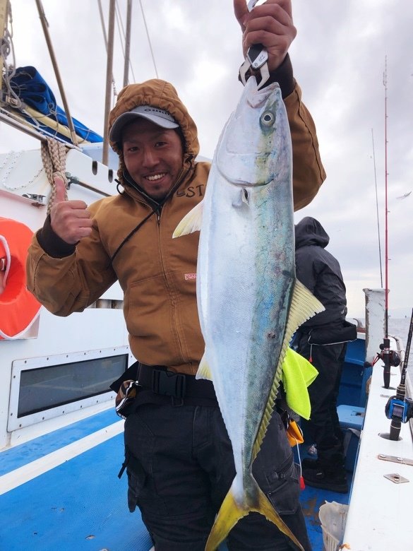 カワハギ30cm 10匹 の釣果 19年12月9日 船宿 秋田屋 神奈川 腰越漁港 釣り船予約 釣割