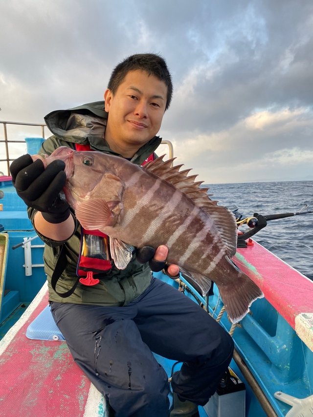 マハタ1 80kg 2匹 の釣果 19年12月18日 信照丸 千葉 勝浦松部港 釣り船予約 釣割