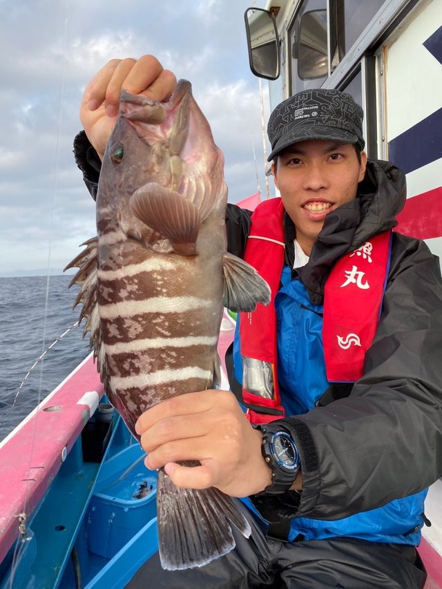 マハタ1 80kg 2匹 の釣果 19年12月18日 信照丸 千葉 勝浦松部港 釣り船予約 釣割