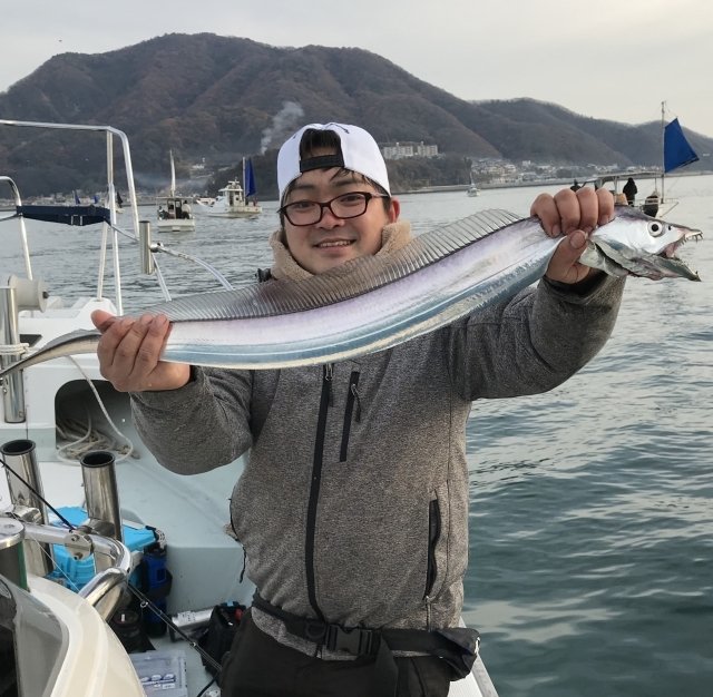 タチウオ の釣果 19年12月21日 海逢 広島 マリーナ広島 釣り船予約 釣割