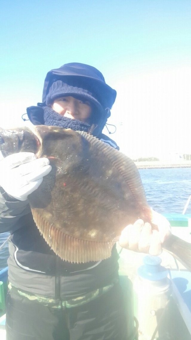 ヒラメ46cm の釣果 年2月11日 ミナミ釣船 東京 六郷水門 釣り船予約 釣割