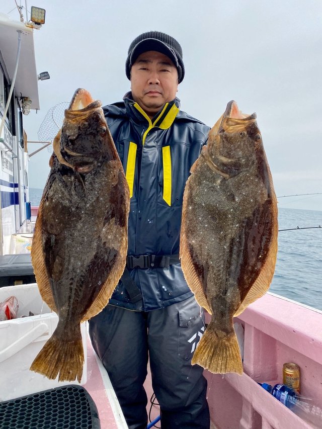 ヒラメ4 70kg 4匹 の釣果 年2月15日 富久丸 千葉 大原港 釣り船予約 釣割