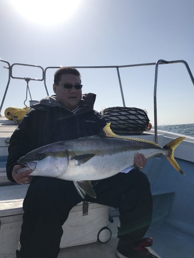 ヒラマサ13 00kg の釣果 年2月24日 遊漁船pontos幸雅丸 福岡 若松漁港 釣り船予約 釣割