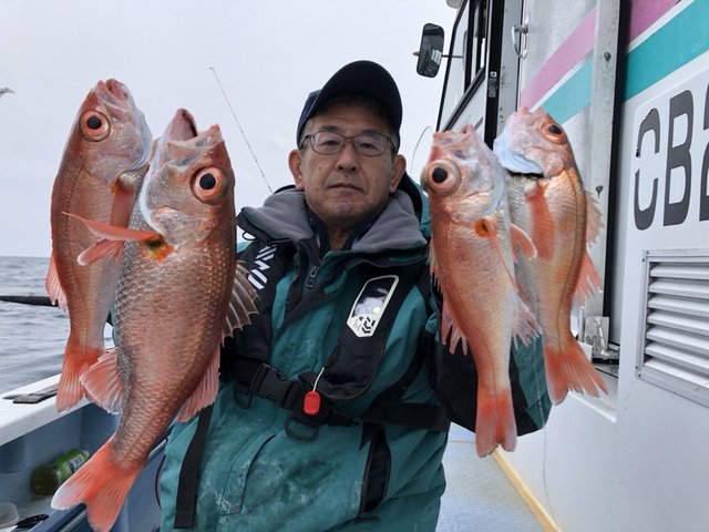 アカムツ40cm 10匹 の釣果 年2月25日 梅花丸 千葉 飯岡港 釣り船予約 釣割