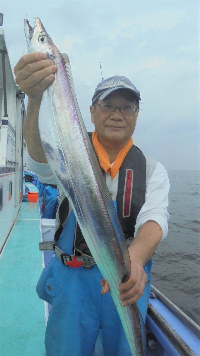 タチウオ105cm 7匹 の釣果 年7月25日 浜新丸 千葉 釣割