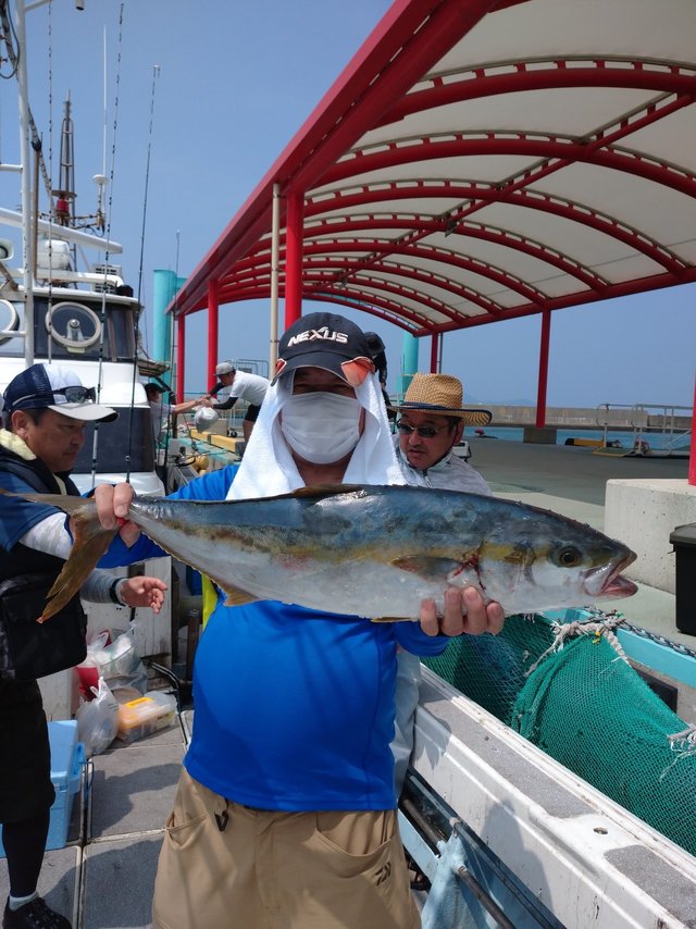 ヒラマサ6 00kg の釣果 年8月2日 明石丸 福岡 神湊港 釣り船予約 釣割