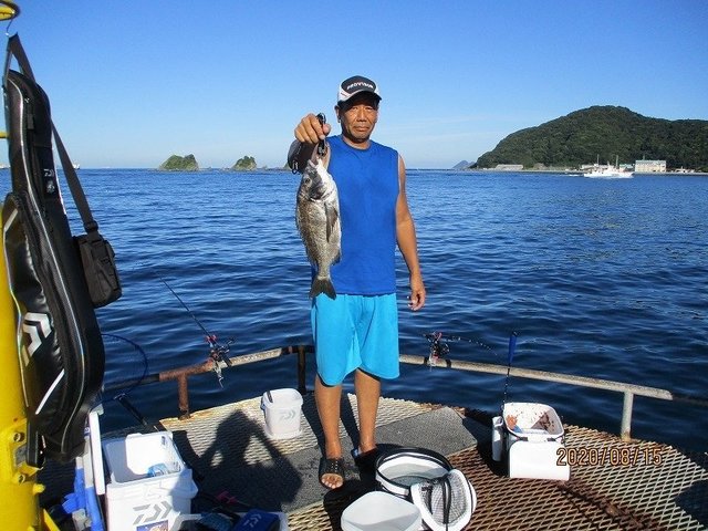 アジ の釣果 年8月15日 下関フィッシングパーク 山口 釣割