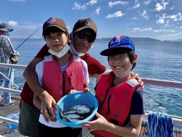 アジ 匹 の釣果 年8月16日 福岡市海づり公園 福岡 その他 釣割