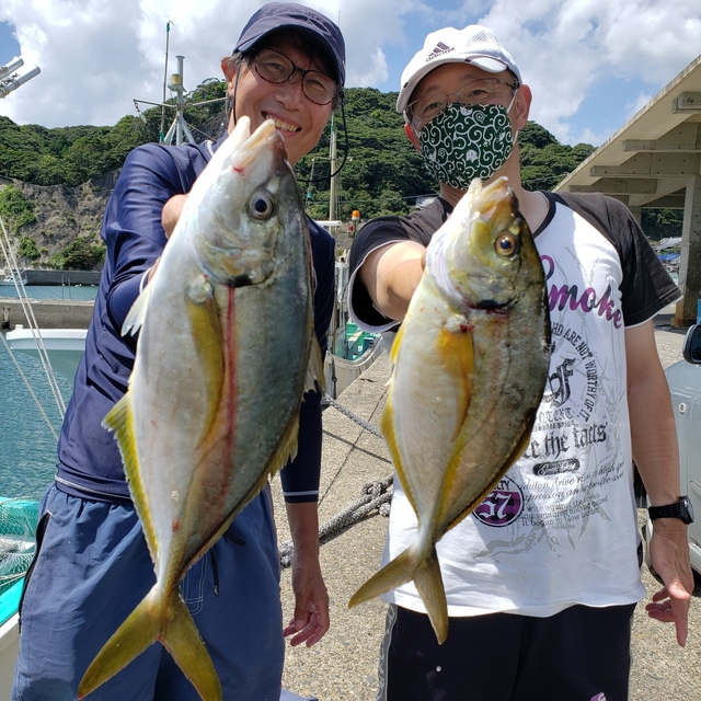 シマアジ0 90kg 1匹 の釣果 2020年8月24日 作栄丸 千葉 勝浦行川港 釣割