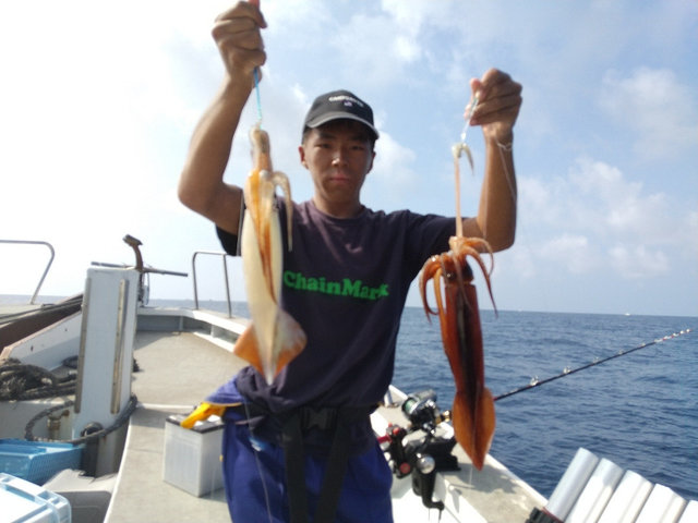 スルメイカ の釣果 年8月29日 かごや丸 愛知 大井漁港 釣り船予約 釣割