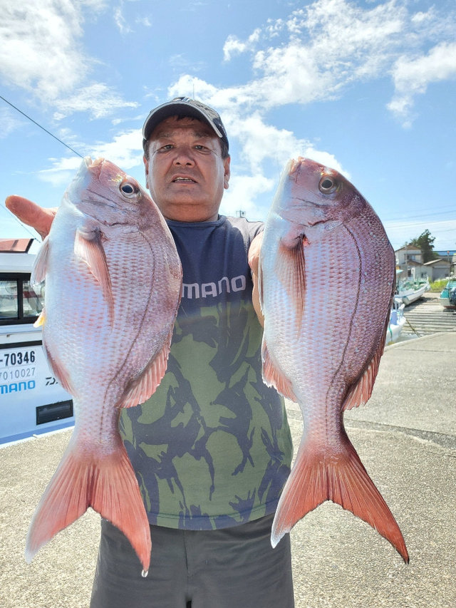 マダイ0 80kg 3匹 の釣果 年9月8日 富士丸 千葉 大原港 釣り船予約 釣割