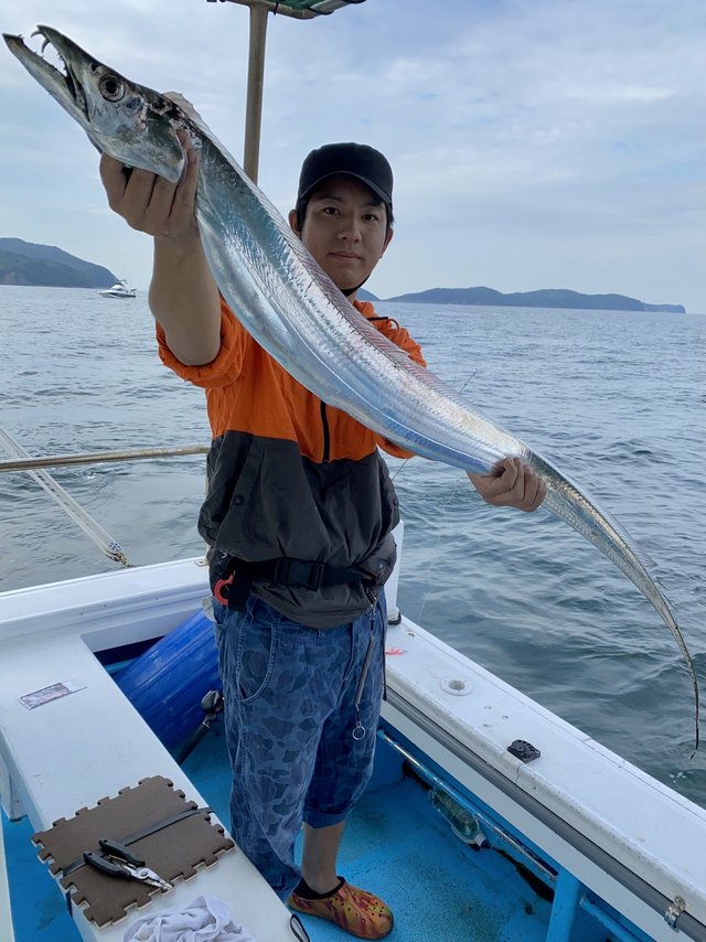 タチウオ121cm 28匹 の釣果 年9月24日 春日丸 大阪 谷川港 釣り船予約 釣割