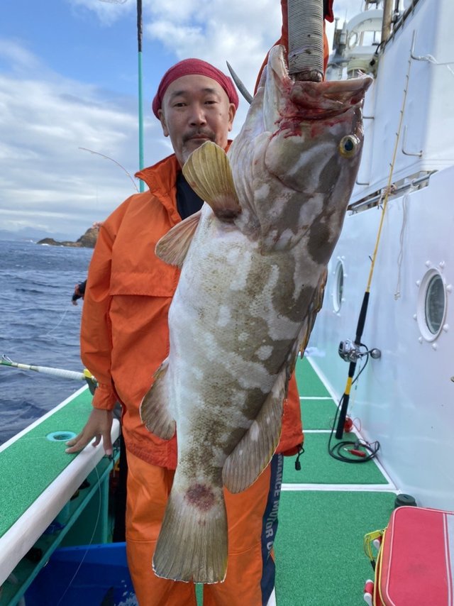 モロコ6 00kg 1匹 の釣果 年9月26日 龍正丸 静岡 釣割