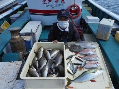 イサギ 45匹 の釣果 年10月1日 江戸っ子丸 和歌山 美浜港 釣割