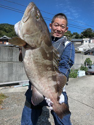 クエcm 1匹 の釣果 年10月日 上野渡船 和歌山 大引港 釣割