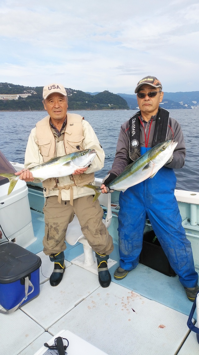 ワラサ3 60kg 1匹 の釣果 年10月28日 山川丸 静岡 宇佐美港 釣割