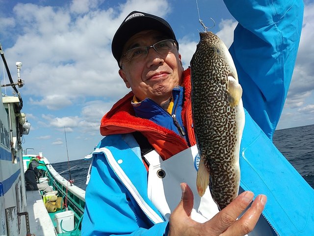 フグ38cm 18匹 の釣果 年10月31日 利永丸 千葉 大原港 釣り船予約 釣割