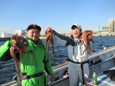 マダイ1 40kg 8匹 の釣果 年11月4日 長崎屋 神奈川 本牧漁港 釣り船予約 釣割