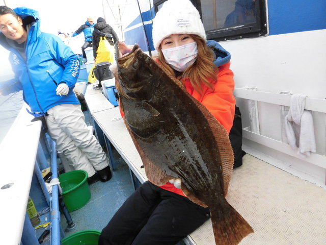 ヒラメ3 80kg 8匹 の釣果 年12月29日 浜茄子丸 茨城 波崎港 釣割