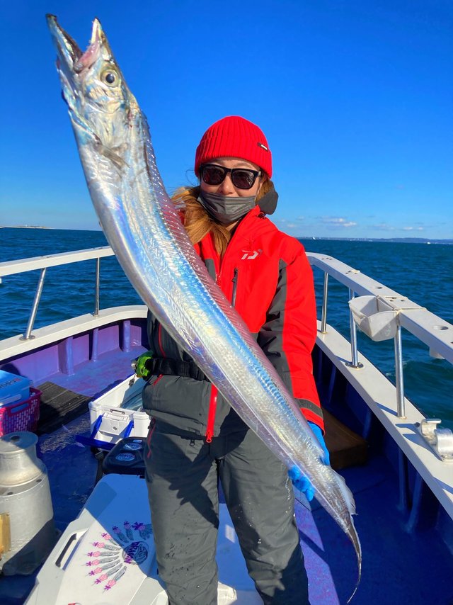 タチウオ134cm 18匹 の釣果 21年1月2日 ひらの丸 千葉 富津港 釣割