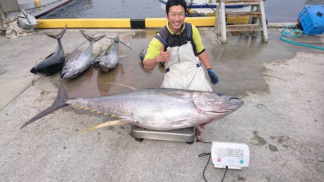 キハダ76 kg 2匹 の釣果 21年1月5日 森竜丸 静岡 釣割