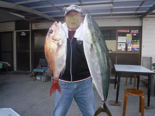 ブリ 2匹 の釣果 21年2月2日 荒ますつり船 愛知 田尻港 釣割