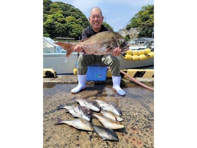 マダイ90cm の釣果 21年4月17日 幸丸 佐賀 呼子港 釣割