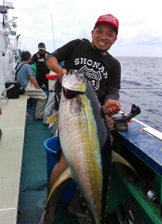 カンパチ6 00kg 1匹 の釣果 21年6月13日 南伊豆忠兵衛丸 静岡 手石港 船釣り予約 キャスティング船釣り予約