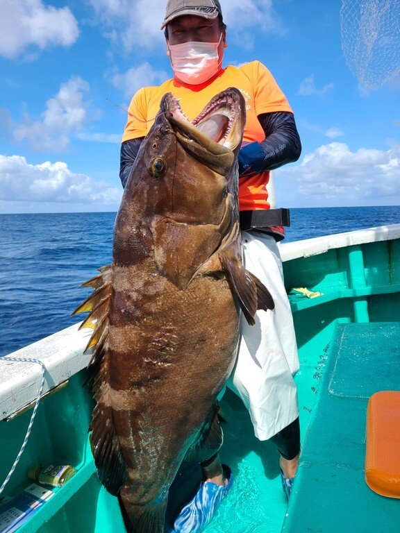 モロコ116cm 1匹 の釣果 21年7月17日 重郎平丸 静岡 釣割