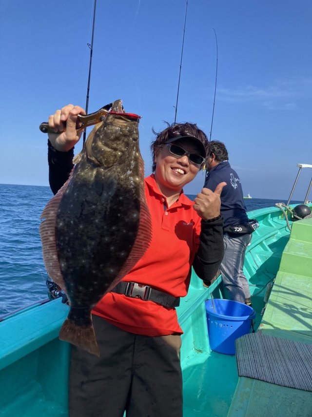 ヒラメ2 00kg 1匹 の釣果 21年9月23日 植田丸 茨城 鹿嶋旧港 船釣り予約 キャスティング船釣り予約