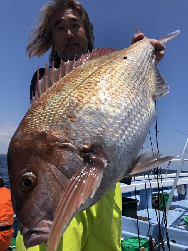 マダイ6 kg 6匹 の釣果 22年6月4日 幸栄丸 茨城 鹿嶋旧港 船釣り予約 キャスティング船釣り予約