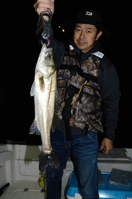 岡山県で釣れたスズキの最新釣果 釣り情報 22年10月