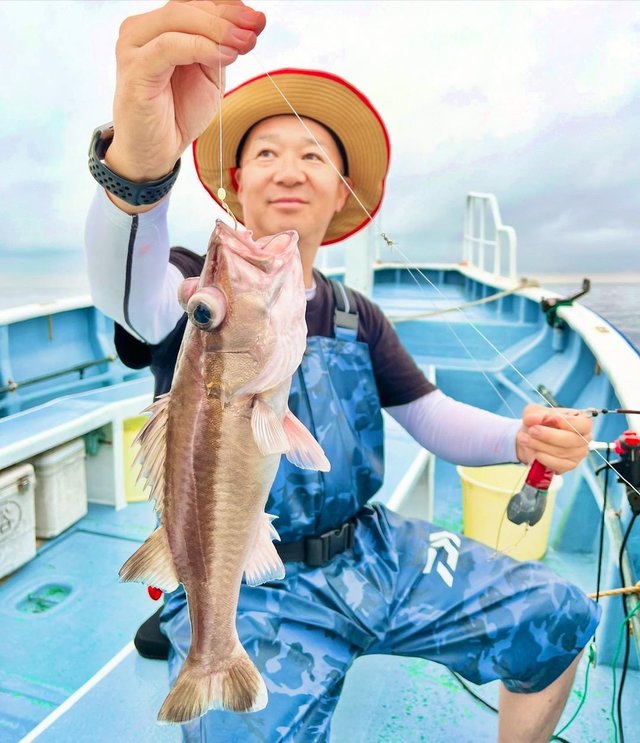 アラ