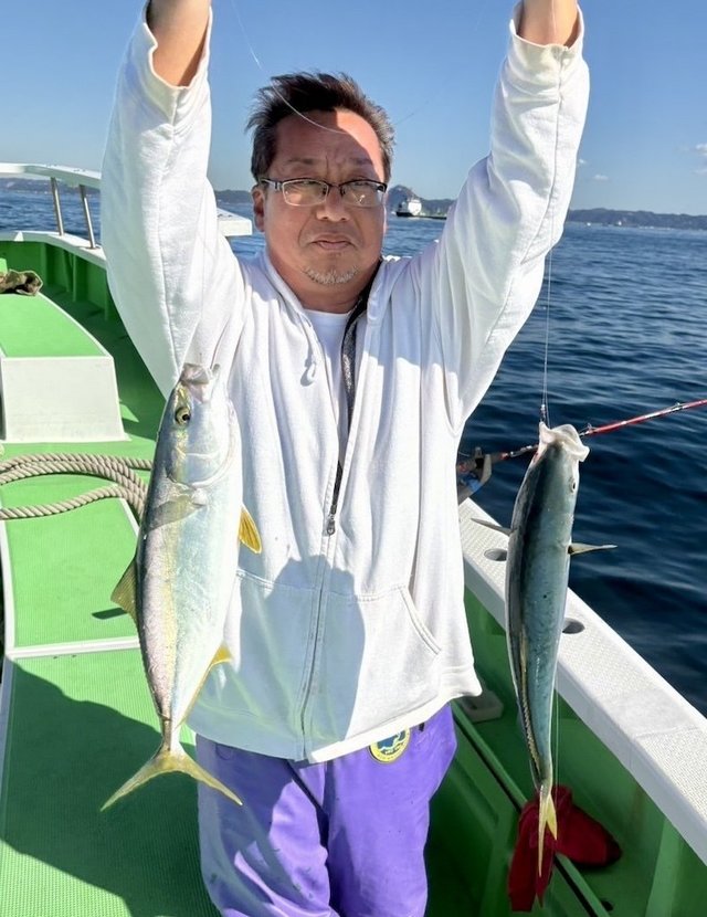 イナダ(ブリ)