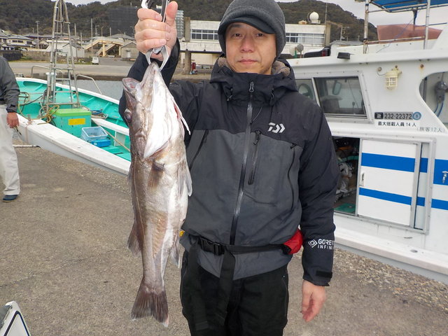アラ