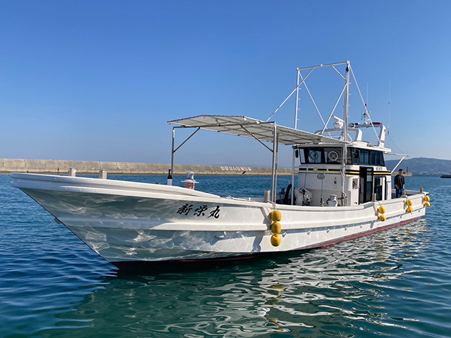 新栄丸(淡路市/育波漁港)